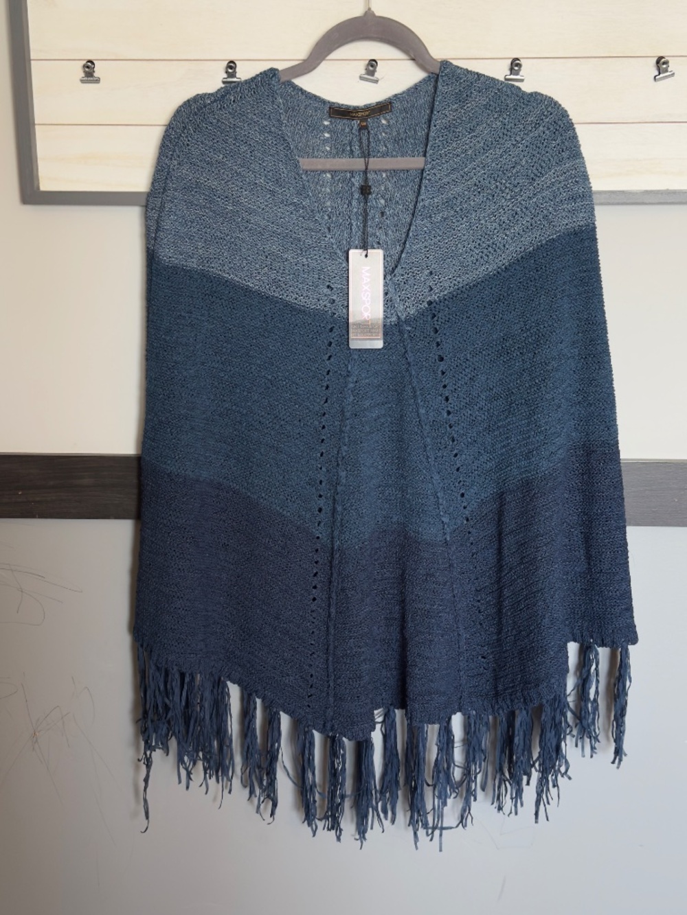 MAXSPORT knit fringed woman’s poncho sweater size S/M active sporty